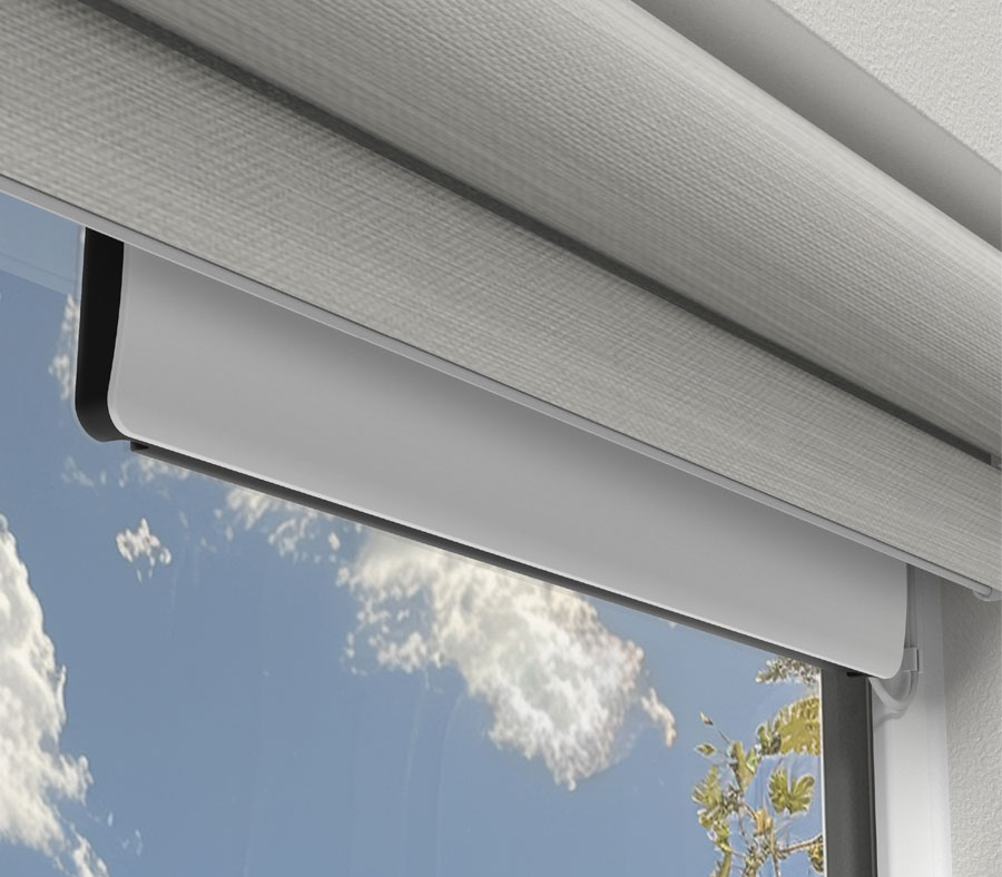 Hunter Douglas solar charger for rechargeable motorized window shades